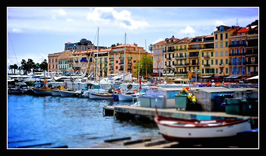 Appartement 2 Chambres - Suquet, Terrasse Et Parking Cannes Room photo